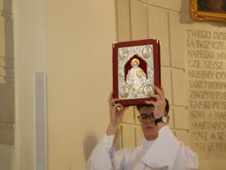 Zdjęcia &raquo; Wprowadzenie relikwii św. Walentego'2024